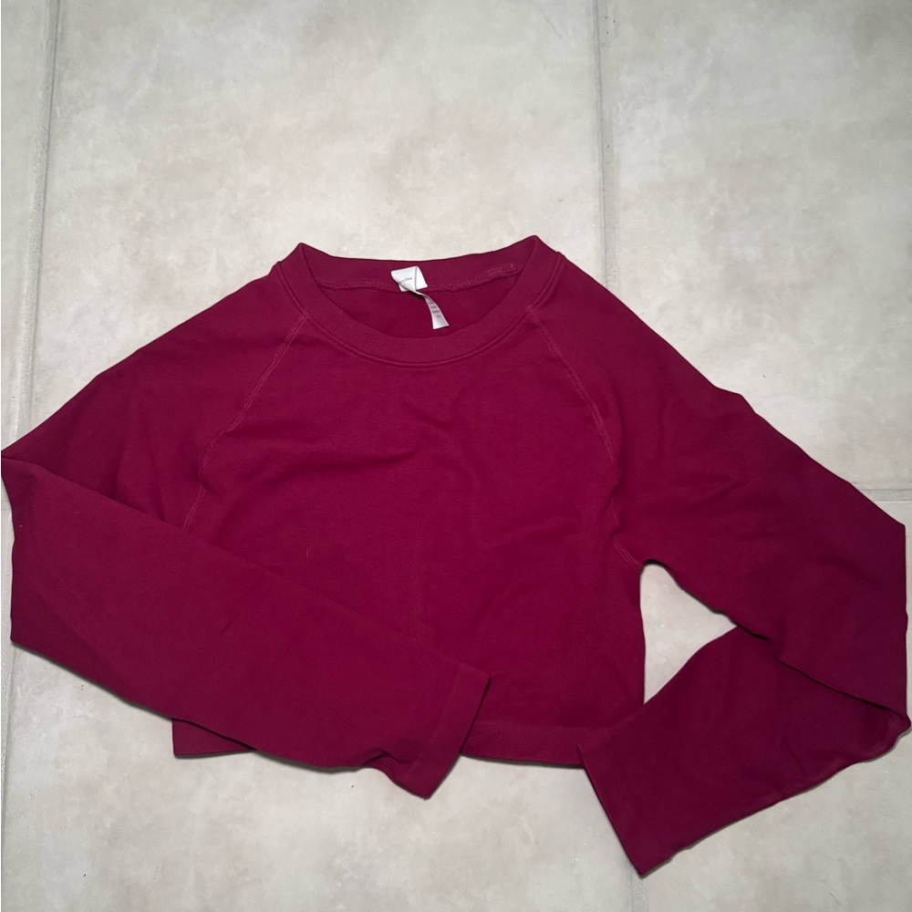 Amazon Essentials Maroon Long Sleeve Crop Top